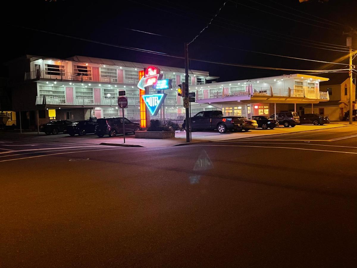 Pink Champagne Motel Wildwood Exterior photo